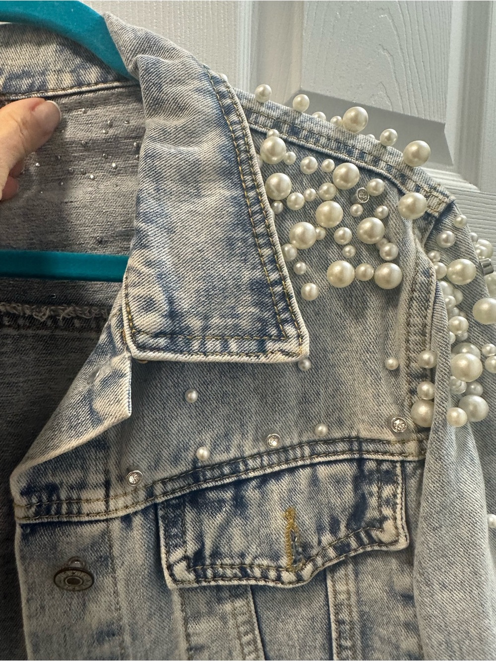 Kedera Pearl-Embellished Light Wash Denim Jacket - Picture 2 of 7